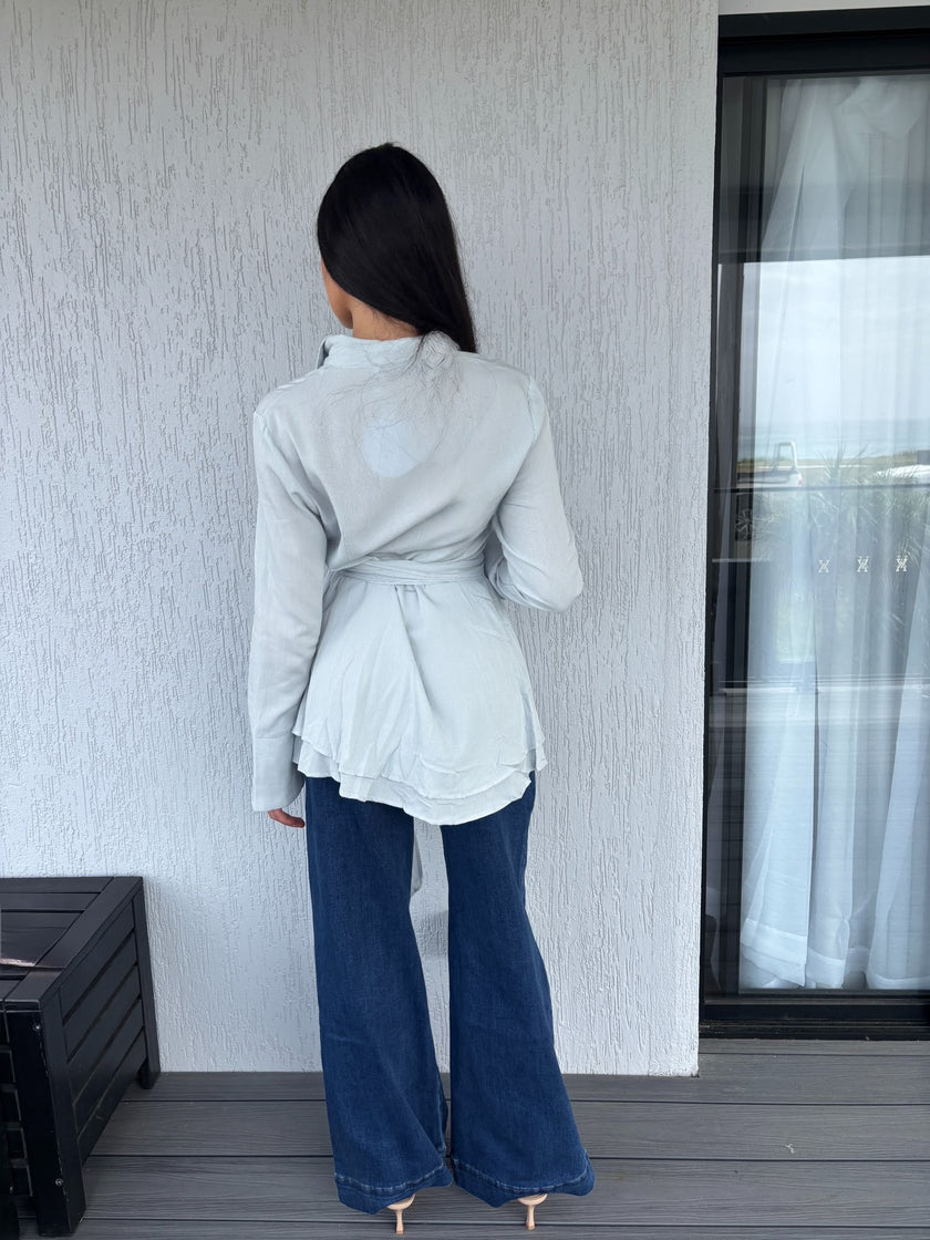 Baby blue knot shirt
