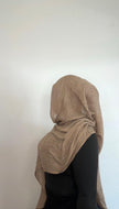 Almond crinkle hijab set