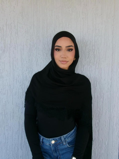 Lace Black 2