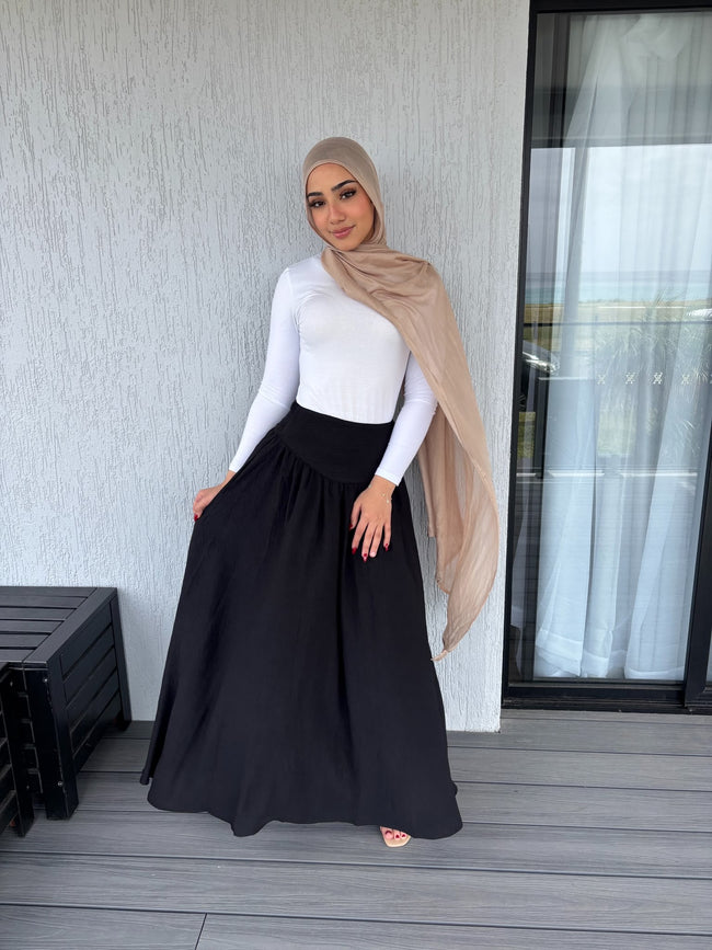 Onyx waist skirt