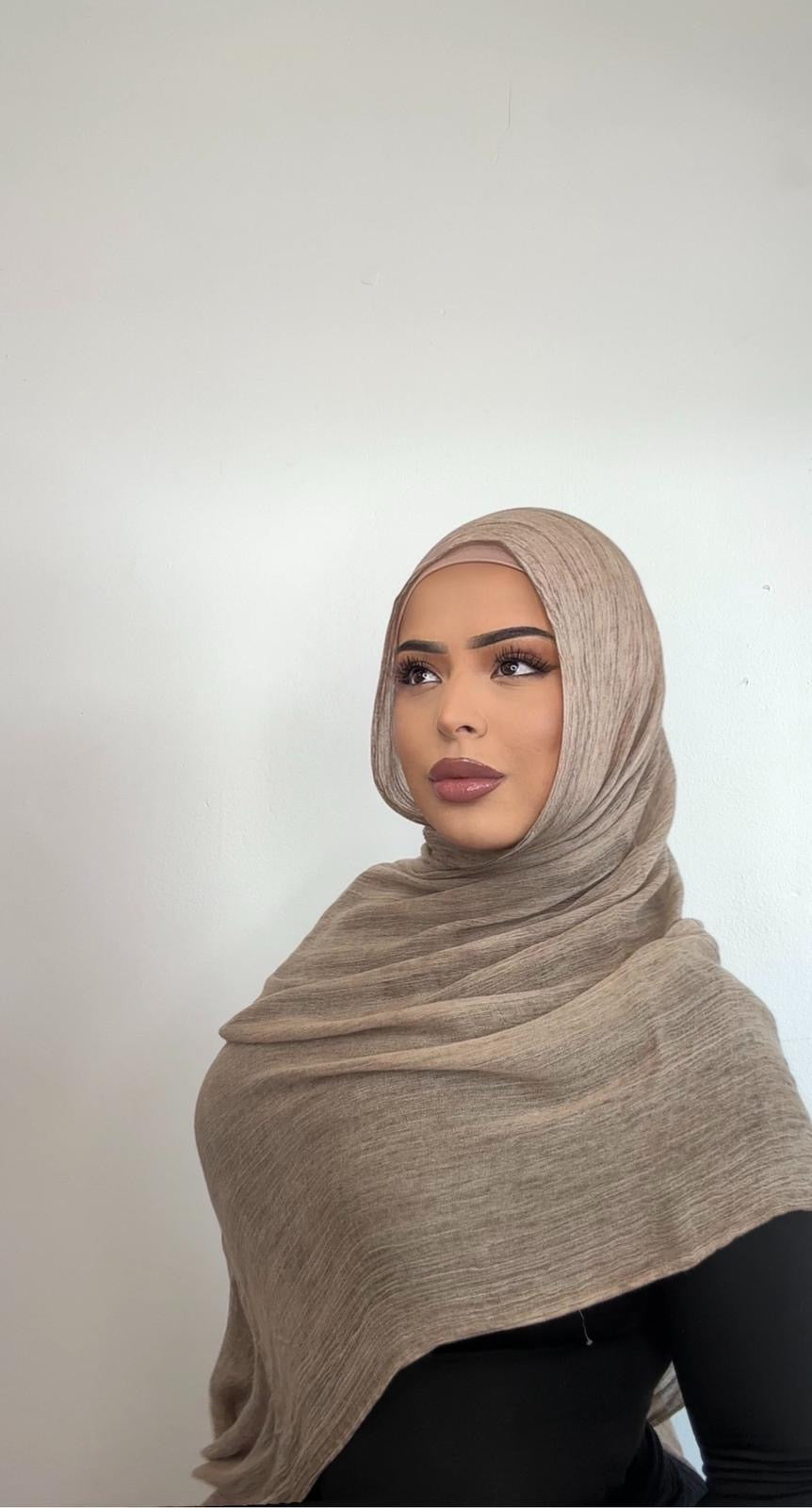 Ivory crinkle hijab set