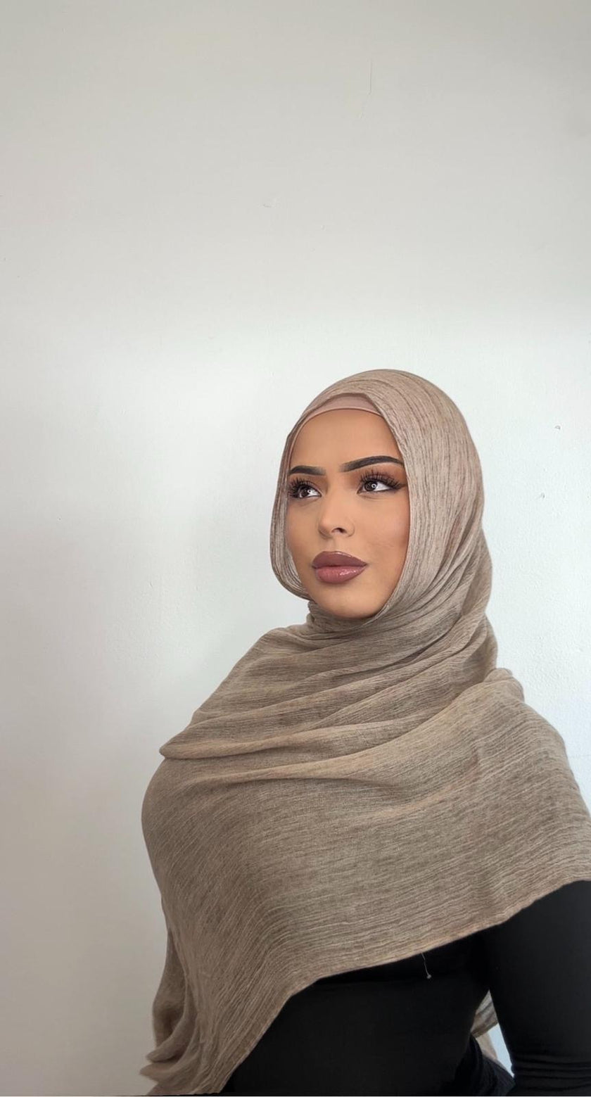 Ivory crinkle hijab set