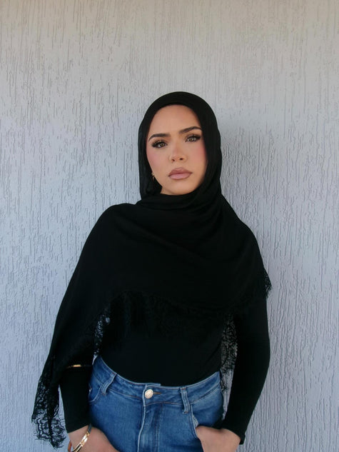 Lace Black 2