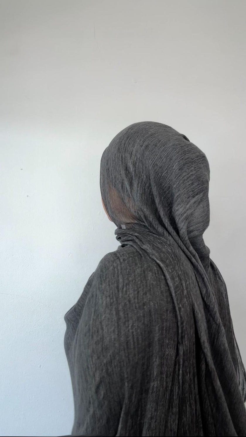 Midnight crinkle hijab set