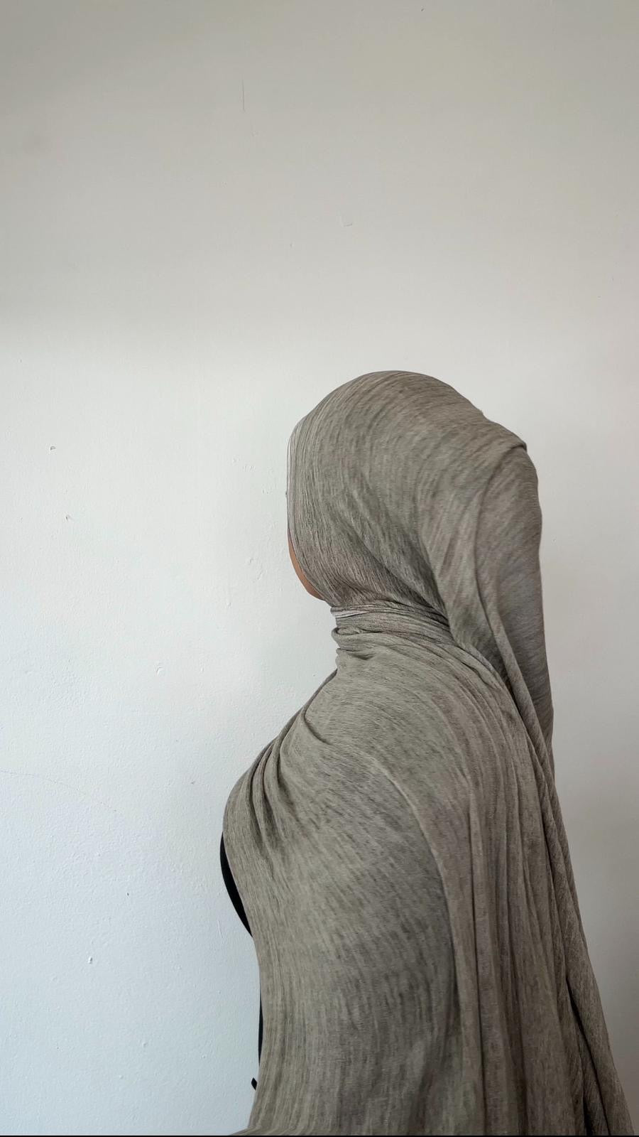 Ash crinkle hijab set
